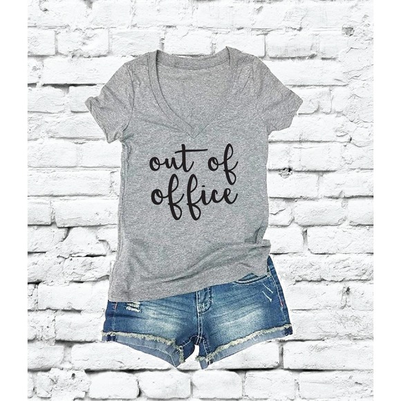 COPY - Out of office Tee Print Women's V-Neck T-shirt Graphic Tee Ladies Shirt - Picture 1 of 2